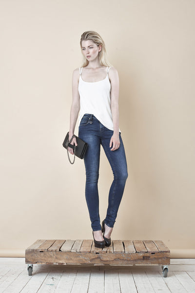 NORDENFELDT Nude London Crown, skinny jeans in dark blue with light washed effect, slim fit, power stretch denim