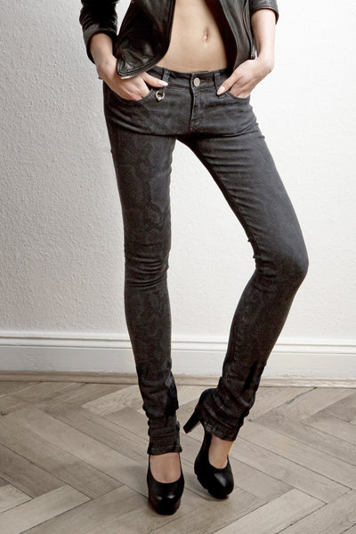 NORDENFELDT London Black Python, Skinny jeans in black with light python print, slim fit, made of power stretch denim