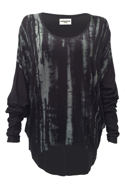 NORDENFELDT Nude Vic Birch, triangle top in black with birch print, 3/4 sleeves and longer back hemline, loose fit